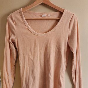 Gap Long Sleeve Scoop Neck Tee